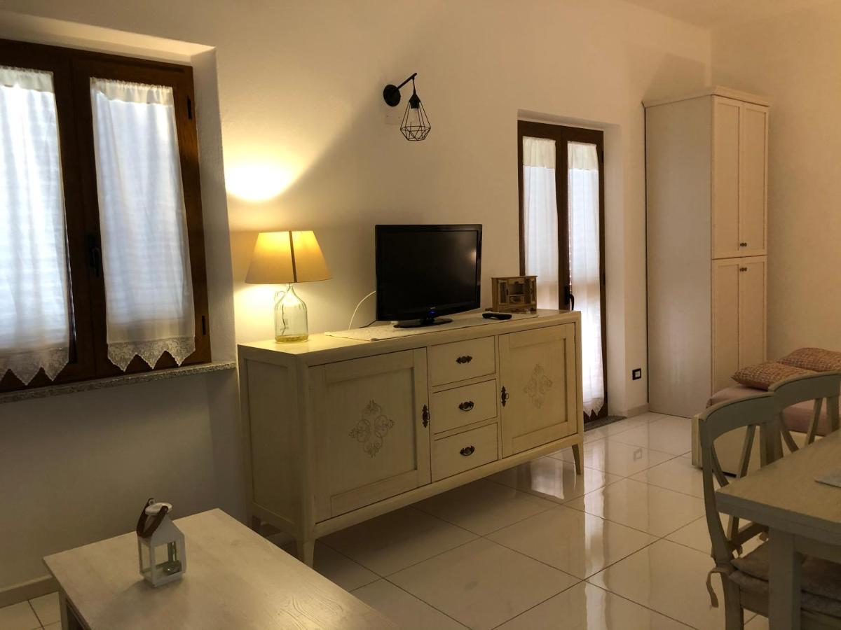 Appartement Elegante Monolocale Al Centro Del Paese à Teulada Extérieur photo